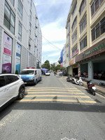 phú nhuận-khu biệt thự hồ văn huê.