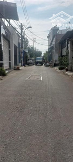 ban gấp toà nhà 4 tầng 8x 13m 17 phòng doanh thu 35tr/tháng ngay mã lò lê văn quới, p. bình