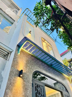 siêu phẩm giáp q1, thủ thiêm đ.ngô tất tố bình thạnh góc 2 mặt hẻm 26m2 (3.3 x 8.2) 2 tầng 2 pn