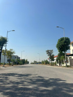 bán lô góc biêt thự anh dũng 7, diện tích 390m,vị trí đẹp nhất dự án,đường rộng 25m thông các ngả