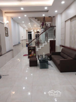 cho thuê nhà mặt tiền gần đường 10 kdc bình hưng . chánh hưng