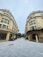 bán lk 5 tầng 132m giá chỉ 53 tỷ tại khu đô thị rue de charm lh: 