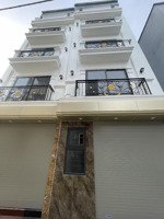 bán nhà 32m2 giá 2tỷ800 xây 3 ngủ ô tô gần không lỗi phong thủy khu vực tiện ích trường chợ cafe