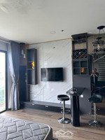 giỏ hàng the pegasuite q8 giá đang rất tốt