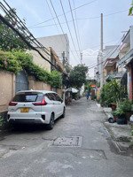 tân phú giáp tân bình-q11-trả giá là bán - nhà đẹp chỉ 100tr/m2