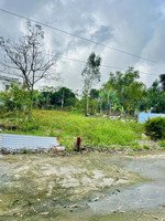 chào bán lô đất đẹp sát chợ lệ trạch ngang 7m sạch đẹp