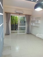 chung cư khuông việt, 68m2 gáp đầm sen, 2 phòng ngủ. lh 