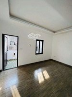 nhà mới. đại cát - từ liêm - lô góc - sáng thoáng - gần nhà - nội thất đầy đủ. dt 33 m2 - 5 tầng