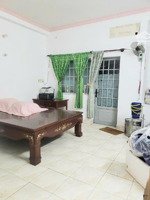 cần bán nhà quận tân bình-gần chợ bà quẹo-trường chinh-cộng hoà-âu cơ cách sân bay tầm 15p