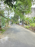 phải nhanh!!!bán đất kdc bình nguyên rẻ nhất 5,2x19.6 chỉ 4.8 tỉ. nhanh tay lh để xem.