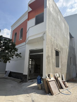 bán nhà 1 lầu - 1 trệt mới tinh -3 pn