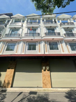 nhà gần kdc vạn phúc cách ql13 chỉ 100m 53.7m2 1 trệt 1 lửng 2 lầu giá 8.05 tỷ sổ sẵn bao sang tên