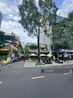 hàng hiếm 3 mt phạm ngọc thạch, quận 3. dt 10x37m - 2 tầng - hđt 400 triệu - giá 185 tỷ