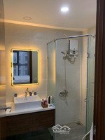 cho thuê căn hộ phú tài + 2pn 2wc. 65m2 trang bị đầy đủ nội thất tầng trung, view hồ bơi, nội khu