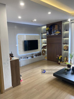 bán gấp chung cư happy star việt hưng, 70m, 2pn, full nội thất đẹp, tầng đẹp, hướng mát, hơn 4 tỷ