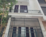 thật 100% - bán nhà trung kính, cầu giấy, hn. s=122m2. mt 5.7m. xây 4 tầng. chỉ 45 tỷ. oto tránh.