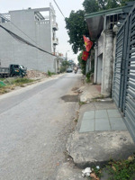 nhà dân xây cấp 1 tầng đổ mái bê tông lên tầng thoải mái chắc chắn