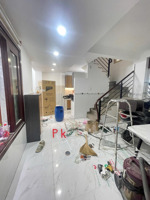 cho thuê nhà nguyên căn 3pn 2wc dt gần 100m2 ngay nguyễn công hoan phú nhuận