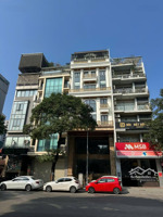 cho thuê nhà mặt tiền vị trí đắc địa siêu đẹp tại 567 lạc long quân. lh 