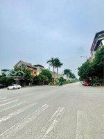 nhà phố 3 tầng kinh doanh sầm uất mặt đường lạc long quân-thanh hóa