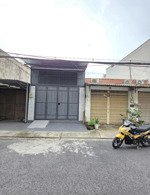 bán nhà hẽm nhựa thẳng 8m thoại ngọc hầu ( 4x27m) cấp 4. giá 9,7 tỷ