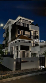 siêu phẩm căn mẫu biệt hồ bơi gốc ngã tư 2mk ô tô 5m bắc đẩu, hải châu 3,5 tầng dt 113m2 ngang 8.5m