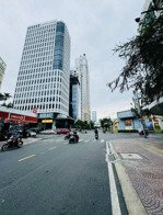 mặt tiền thụt hoàng diệu - ngang 12m vuông vức