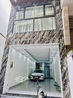 ô tô đỗ cửa phố giáp nhị nhà đẹp 2 thoáng kinh doanh ở ngay dân xây 45m x5t giá nhỉnh 9 tỷ sổ cc