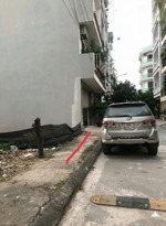 bán đất lai xá gần phố sau hàng 20m ra mặt phố, đường oto tránh vỉa hè, gần trường đại học thành đô