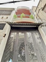 ngay ubnd quận gò vấp, ngã 6 nguyễn kiệm, nguyễn văn nghi, full nội thất, 2 tầng đúc, 3 pn, dt