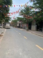 bán nhà trung tâm huyện hoài đức - kim chung -diện tích 60 m -6 tầng thang máy -10 m ra ô tô tránh