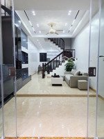 nhà mới tại chợ khâm thiên full nội thất ngõ thông gần hồ ba mẫu tiện ích bạt ngàn dt 53m 4t mt 4m