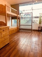 bán nhà phân lô ngõ 261 trần quốc hoàn, cầu giấy. dt 40m2 x 5 tầng, mt 3.5m.giá: 18.5 tỷ 