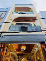 xoay vốn làm ăn bán nhà nguyễn trãi -quận 1.giá 4tỷ2/76.9m2 cho thuê 29triệu. gần ngân hàng vietcom