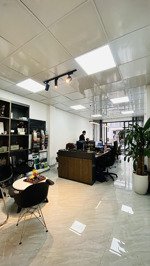 cho thuê văn phòng mỗ lao 50 m2 thông sàn, mới đẹp giá 6,5tr