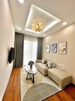 cho thuê green pearl 2 ngủ 2 vệ sinh, đầy đủ nội thất đẹp, tầng cao, thoáng mát