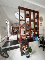 7*19m - 4 tầng - 5 phòng + 6wc đường chế lan viên giáp tân bình