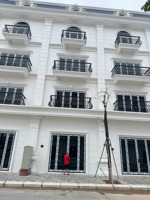 chính chủ gửi bán liền kề cạnh góc đối diện chung cư kinh doanh tốt xây thô 4,5 tầng dt 90m2