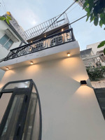 cần bán nhà ngay ngã 4 phú nhuận -đường trần khắc chân- p.9 - 35m2- 2tầng- 3pn - 2wc - giá 5.35tỷ