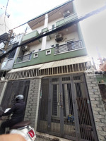 cần bán gấp mt khu họ lê ngang 4m dtcn: 77m2 nhà 3 tầng , ngay trung tâm phường hiệp tân