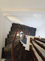 nhà di ái -32m2- 5tầng - hơn 5 t.ỷ xíu ! ngõ rộng ,thoáng ,ôtô đỗ cửa -10m ra ô tô tránh