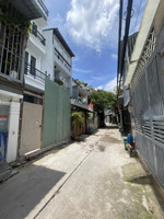 nhà 5x16m dương thị mười q12 hẻm xe hơi sát mặt tiền chỉ hơn 5 tỷ