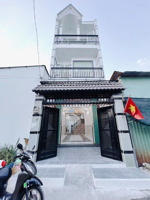 nhà mới 3 tầng tiện ở và kinh doanh 4x18m 6pn 4wc sh riêng 5.5 tỷ