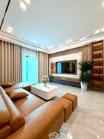 đập hộp! phố nguyễn lương bằng, thang máy, 15m ra phố, ba gác, sân riêng, full nội thất, 44m2* 5t