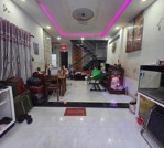 nhà chính chủ cần bán đường nguyễn văn quá q12 diện tích 6 x 12 nhà trệt lầu gồm 5pn rộng . pk