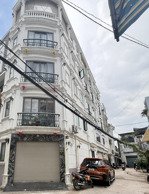 nhà 5 tầng căn góc 4x11, sổ vuông, nhà mới cứng, chủ tặng lại nguyên nội thất tiền tỷ