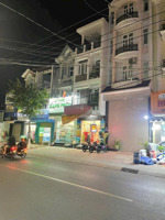 nhà một trệt 3 lầu mặt tiền đường trần hưng đạo, đông hoà-dĩ an cần bán gấp, 80m2 ngang 4, 8,5 tỷ