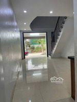 liền kề 10.xx tỷ, dt 52.5m2, hướng đn, vỉa hè 3m, đường 12m, kđt dương nội, hà đông