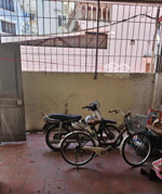 bán nhà lạc long quân, gần phố, 70m2 x 5 tầng, 12.2 tỷ