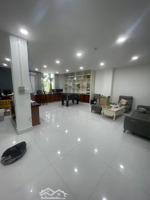 bán biệt thự 2 mt đường số 1, 334m2, full nội thất gỗ xịn nhập khẩu, shr, hcđ, chỉ 52 tỷ.